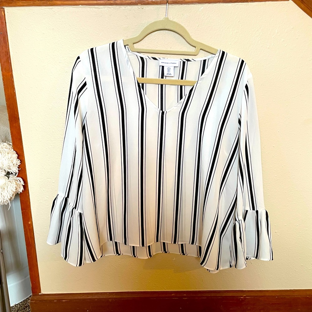 Small Women’s White and Black Blouse